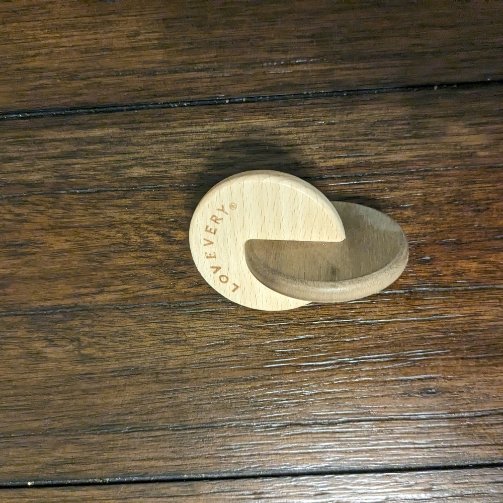Lovevery Hand to Hand Discs